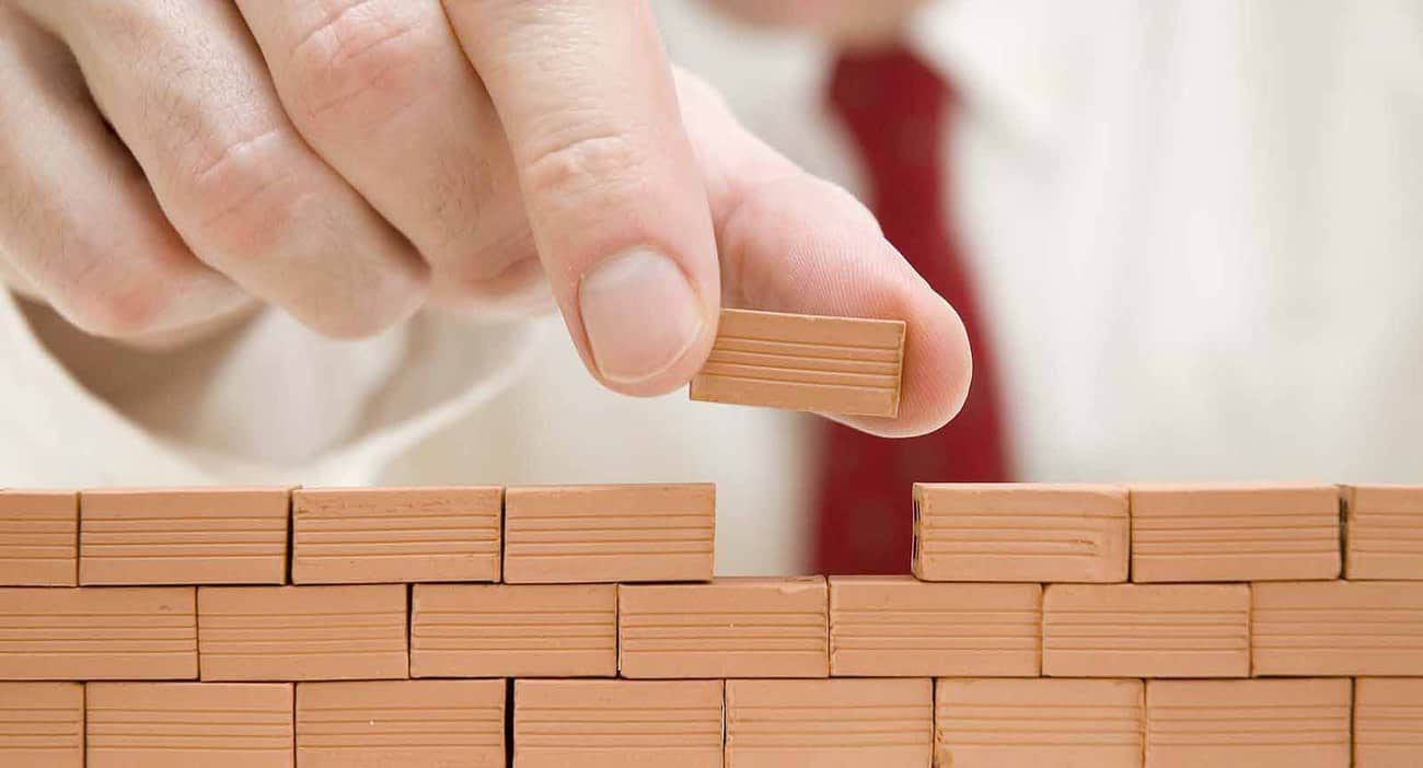 What Can a Party Wall Delay Actually Cost a Project Newhaven?